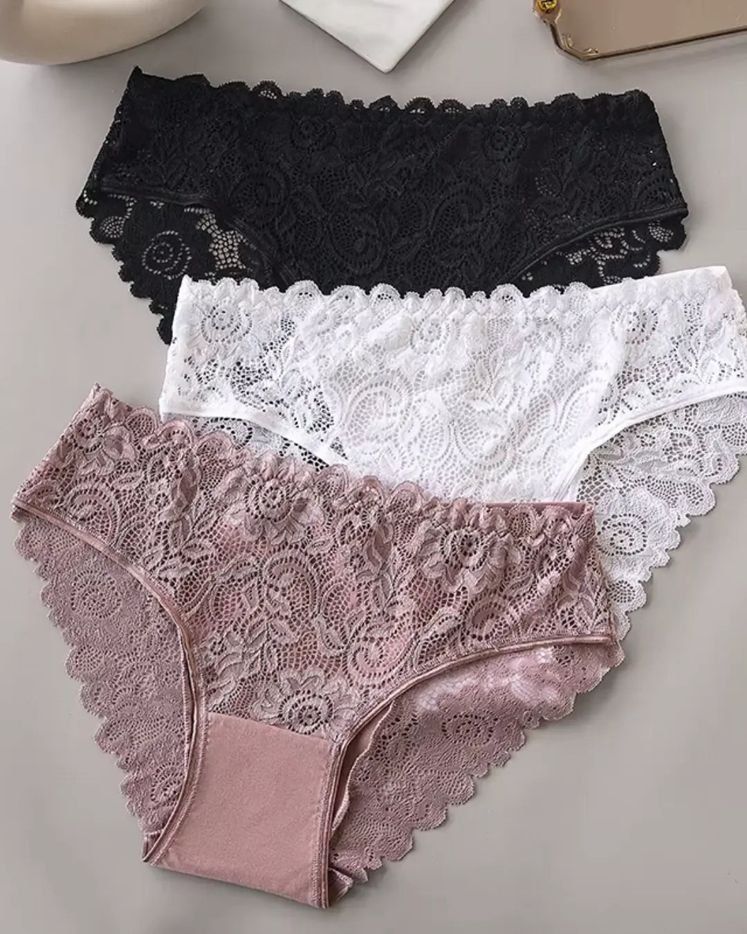 Culottes en Dentelle Florale - 3 PIÈCES POUR LE PRIX D'UNE